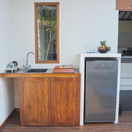 Stay Shark Villas Gili Air Bagian luar foto