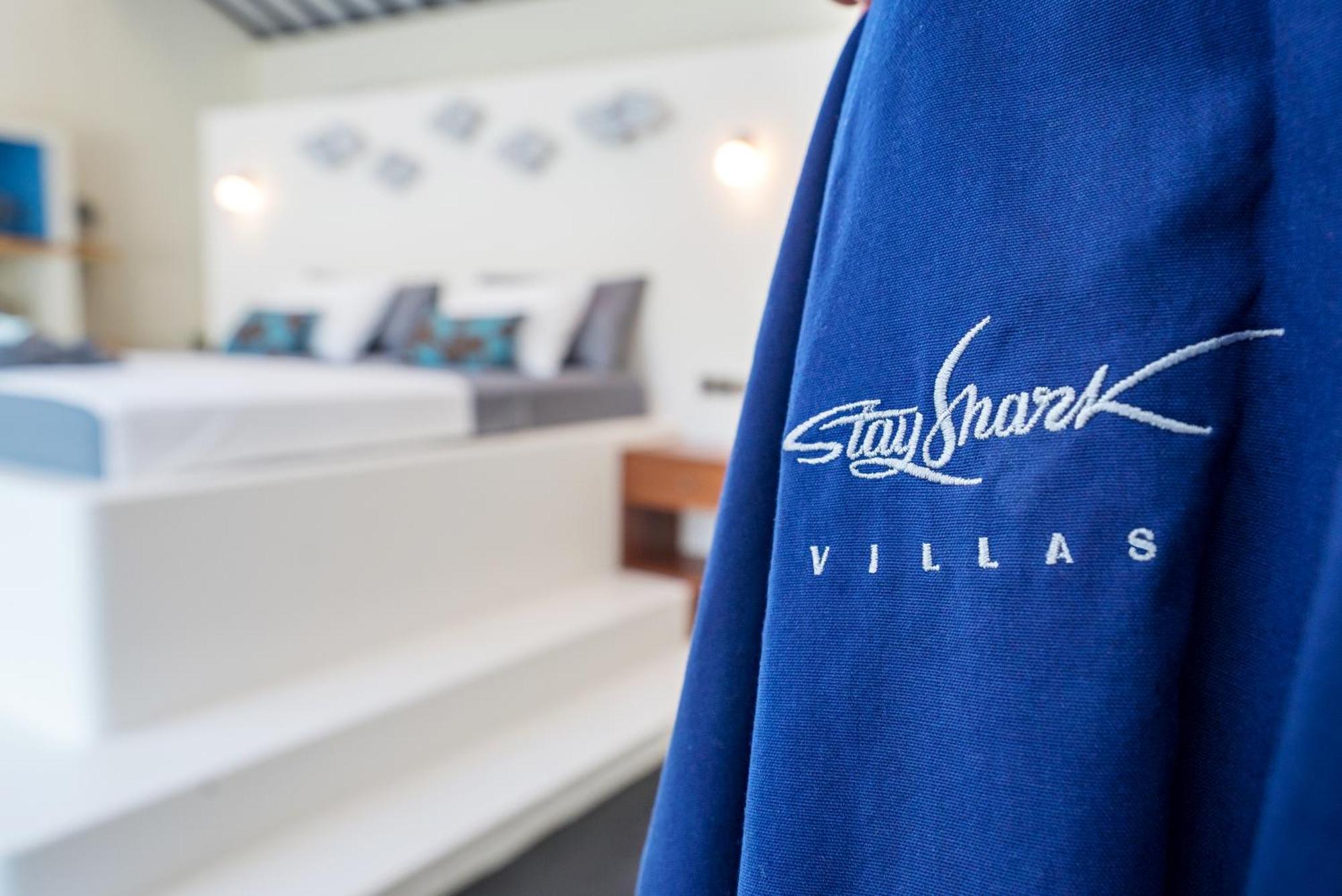 Stay Shark Villas Gili Air Bagian luar foto