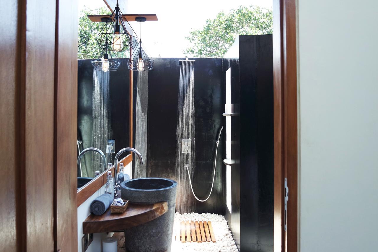 Stay Shark Villas Gili Air Bagian luar foto